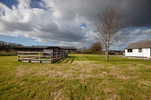 Photo 43- click for photo gallery